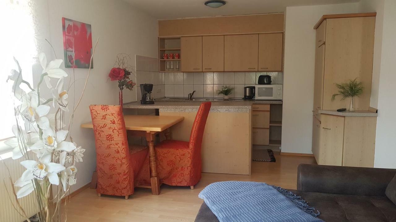 הרבורג Pension Moserhaus מראה חיצוני תמונה